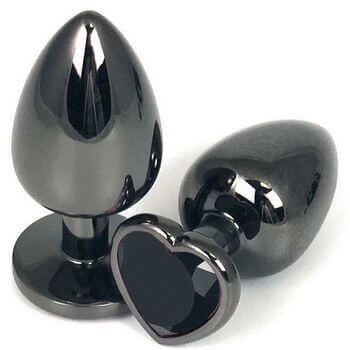 Черная металлическая анальная пробка с черным стразом-сердечком - 6,5 см.