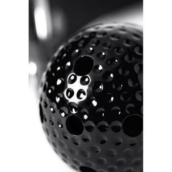 Черный кляп-шарик с отверстиями на регулируемом ремешке